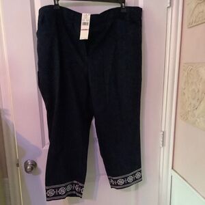 Ruby rd plus size 22 trouser navy with white embroidery